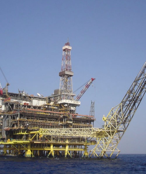 قطاع النفط والغاز